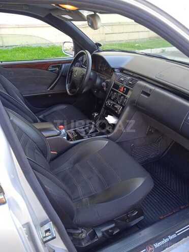Mercedes E 220 d 2001, 78,000 km - 2.2 l - Gəncə
