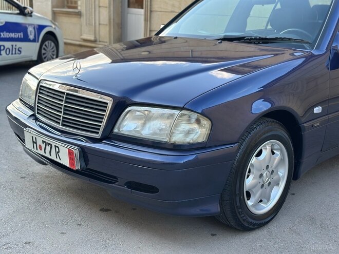 Mercedes C 180 1998, 280,000 km - 1.8 l - Bakı