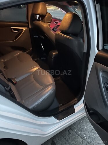 Hyundai Elantra 2014, 320,259 km - 1.8 l - Bakı