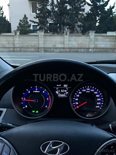 Hyundai Avante 2014, 125,000 km - 1.6 л - Bakı