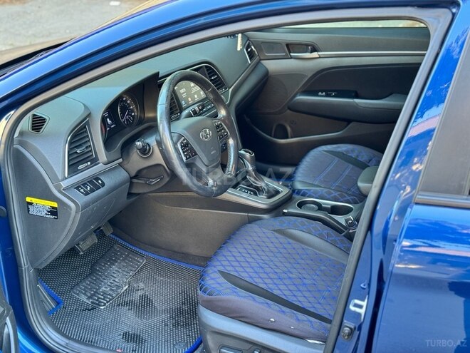 Hyundai Elantra 2017, 177,900 km - 2.0 l - Bakı
