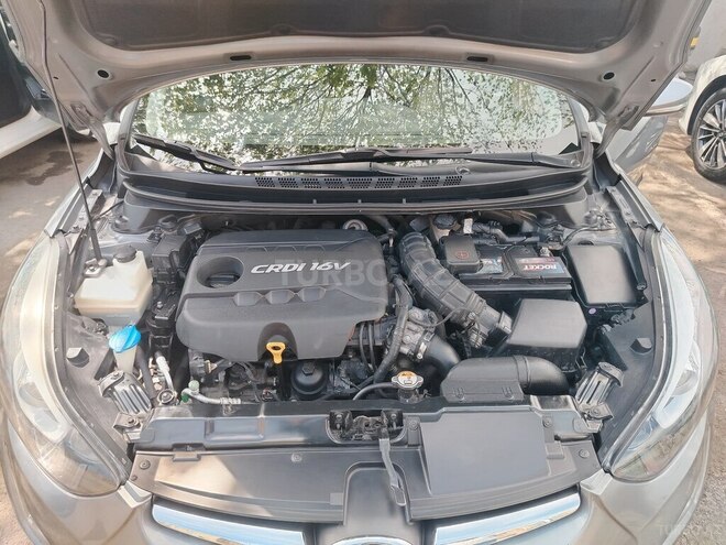 Hyundai Avante 2014, 201,648 km - 1.6 l - Bakı