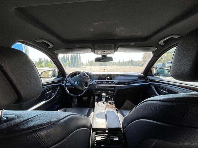 BMW 528 2013, 240,000 km - 2.0 l - Gəncə