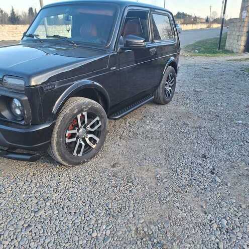 LADA (VAZ) Niva 2015, 207,000 km - 1.7 l - Beyləqan