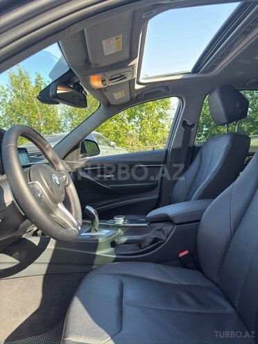 BMW 320-5