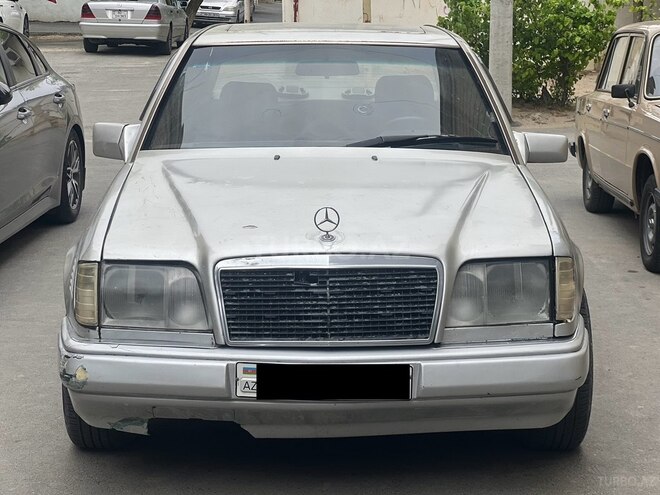 Mercedes E 250 1995, 258,741 km - 2.5 л - Sumqayıt