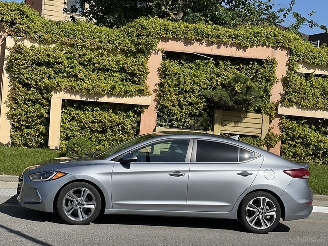Hyundai Elantra 2016, 75,000 km - 2.0 л - Bakı
