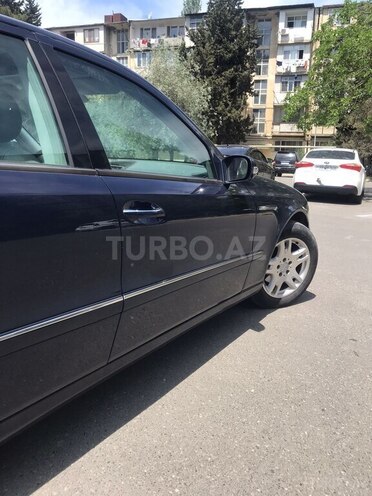 Mercedes E 320 2004, 477,000 km - 3.2 l - Bakı