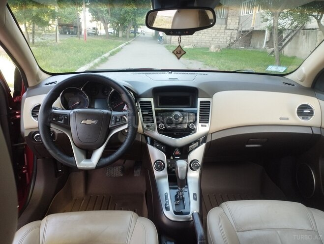 Chevrolet Cruze 2011, 284,202 km - 1.4 l - Gəncə