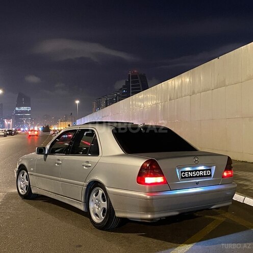 Mercedes C 240 2000, 227,500 km - 2.4 l - Bakı