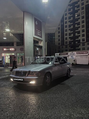 Mercedes C 240 2000, 227,500 km - 2.4 l - Bakı
