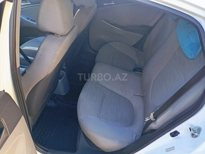 Hyundai Accent 2015, 291,172 km - 1.6 l - Bakı