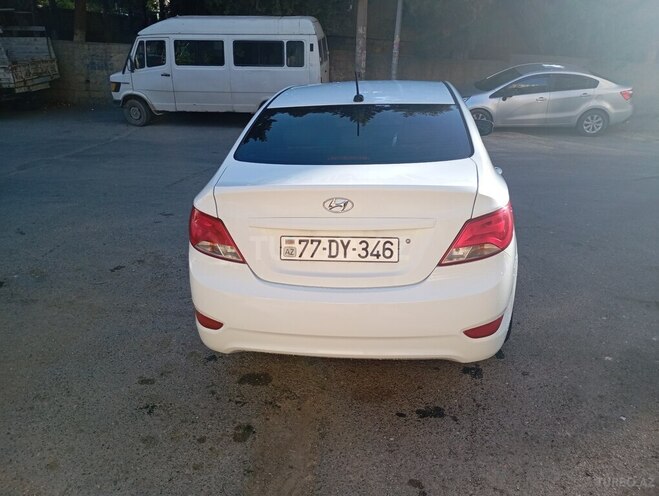 Hyundai Accent 2015, 291,172 km - 1.6 l - Bakı