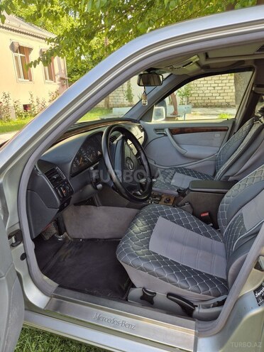 Mercedes C 240 1999, 452,713 km - 2.4 l - Ağcabədi