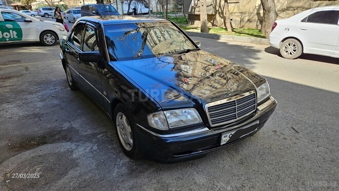 Mercedes C 220 d 2000, 425,000 km - 2.2 л - Bakı