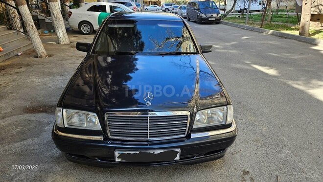 Mercedes C 220 d 2000, 425,000 km - 2.2 л - Bakı