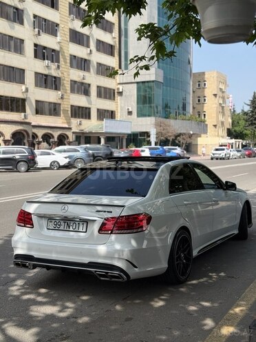 Mercedes E 250 2014, 206,000 km - 2.0 л - Bakı