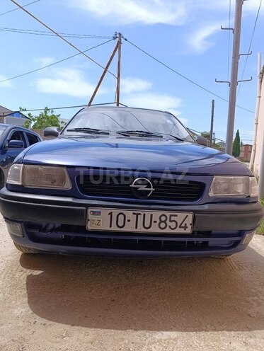 Opel Astra 1995, 193,999 km - 1.6 л - Bakı