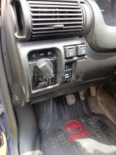Opel Astra 1995, 193,999 km - 1.6 л - Bakı