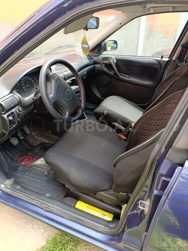 Opel Astra 1995, 193,999 km - 1.6 л - Bakı
