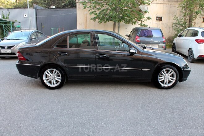 Mercedes C 240 2001, 470,001 km - 2.4 л - Bakı