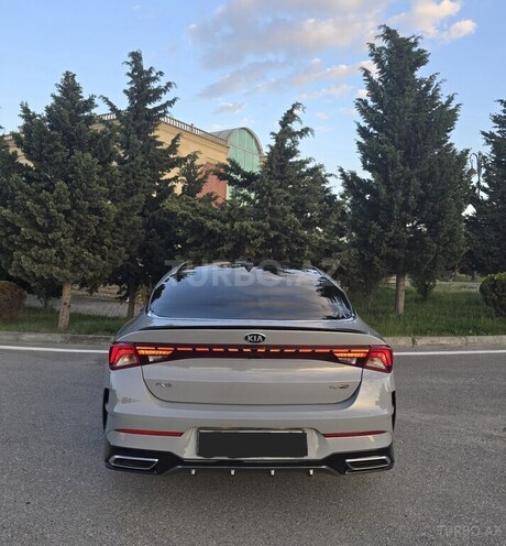 Kia K5-10