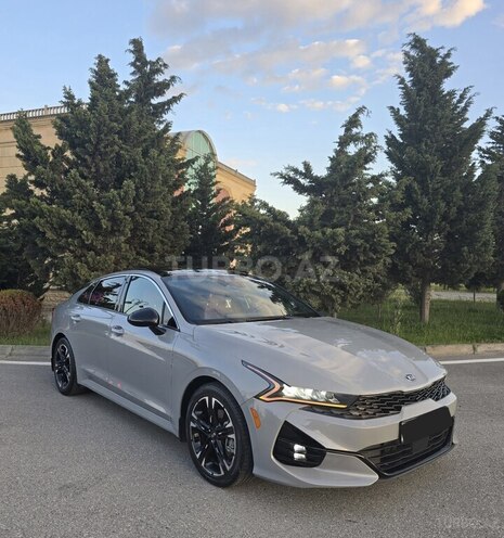 Kia K5-12