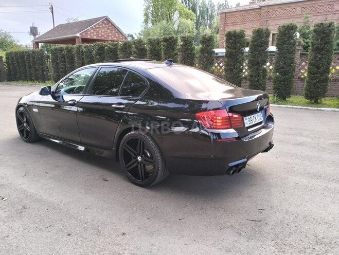BMW 528 2015, 310,000 km - 2.0 l - Lənkəran