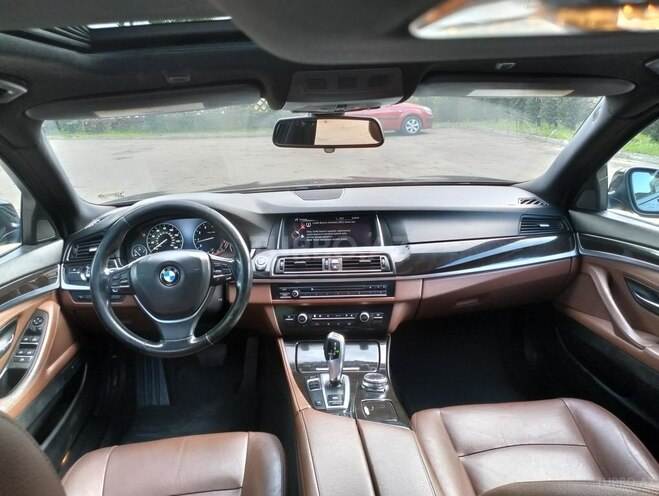 BMW 528 2015, 310,000 km - 2.0 l - Lənkəran