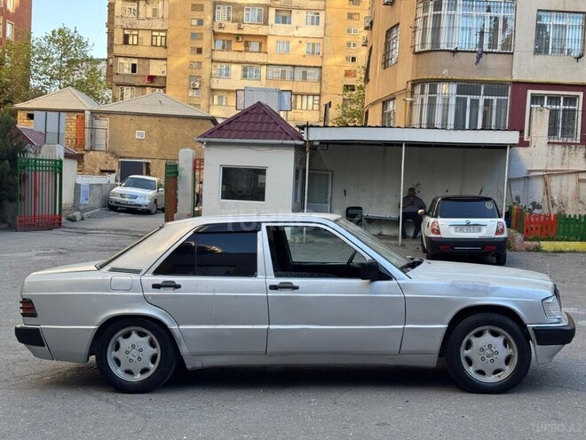 Mercedes 190 1990, 268,000 km - 2.0 л - Bakı