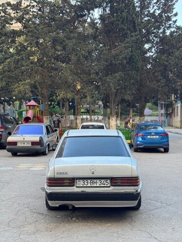 Mercedes 190 1990, 268,000 km - 2.0 л - Bakı