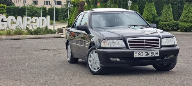 Mercedes C 240 1997, 196,000 km - 2.4 л - Ağcabədi