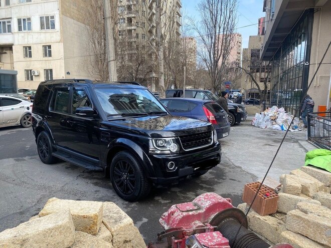 Land Rover Discovery 2013, 290,000 km - 3.0 l - Bakı