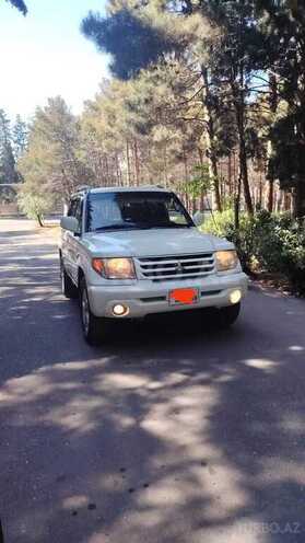 Mitsubishi Pajero io 2001, 256,000 km - 2.0 l - Bakı