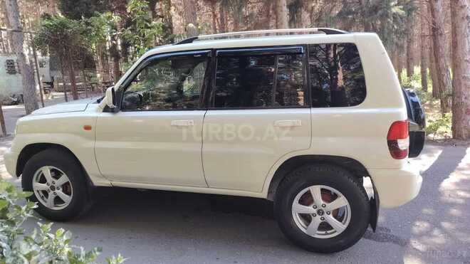 Mitsubishi Pajero io 2001, 256,000 km - 2.0 l - Bakı