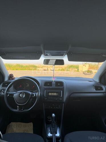 Volkswagen Polo 2017, 175,000 km - 1.6 l - Bakı