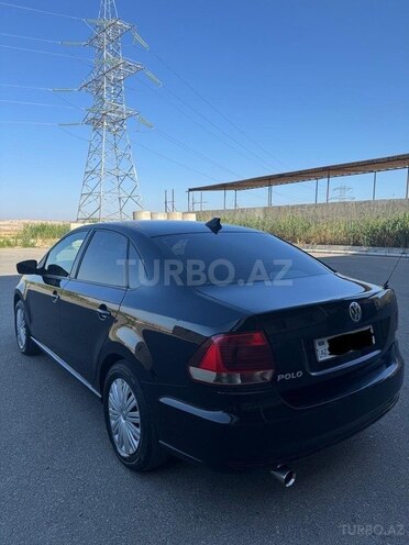 Volkswagen Polo 2017, 175,000 km - 1.6 l - Bakı