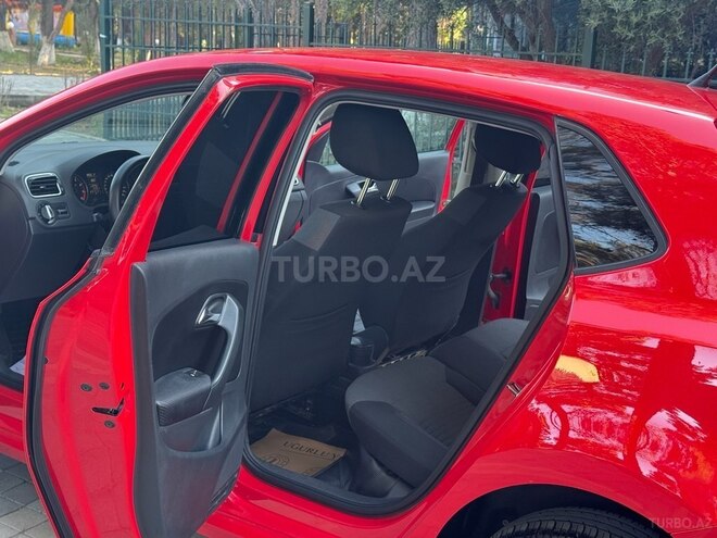 Volkswagen Polo 2010, 131,446 km - 1.4 л - Sumqayıt