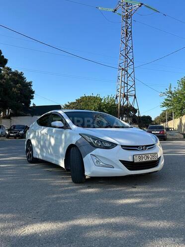 Hyundai Elantra 2015, 199,007 km - 1.8 л - Bakı