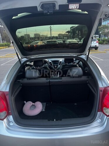 Hyundai Veloster 2011, 135,000 km - 1.6 l - Bakı