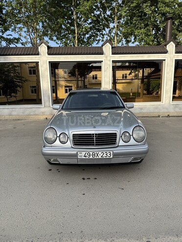 Mercedes E 200 1999, 333,000 km - 2.0 л - Masallı