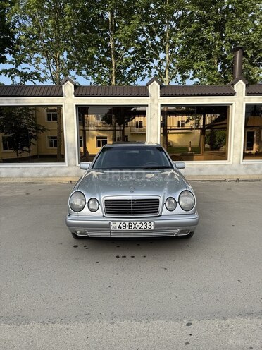 Mercedes E 200 1999, 333,000 km - 2.0 л - Masallı