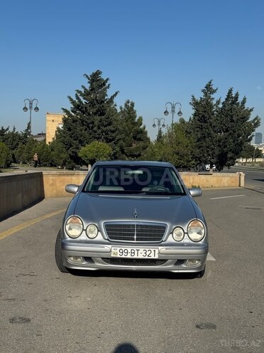 Mercedes E 240 2000, 246,781 km - 2.4 l - Bakı