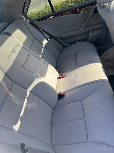 Mercedes E 240 2000, 246,781 km - 2.4 l - Bakı