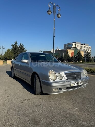 Mercedes E 240 2000, 246,781 km - 2.4 l - Bakı