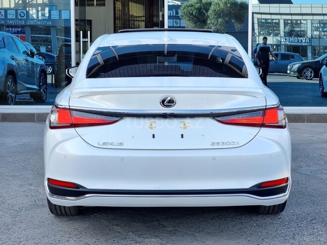 Lexus ES 300h 2025, 0 km - 2.5 l - Bakı