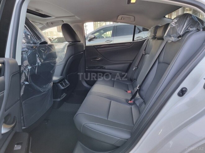 Lexus ES 300h 2025, 0 km - 2.5 l - Bakı