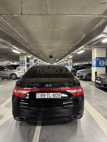 Hyundai Grandeur-5