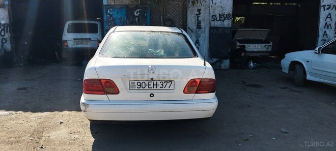 Mercedes E 200 1997, 620,000 km - 2.0 l - Gəncə