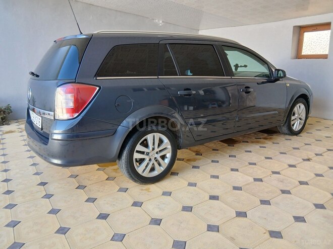 Opel Astra 2008, 263,000 km - 1.4 l - Şəmkir